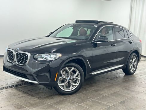Used 2025 BMW X4 xDrive30i AWD/4WD image 1