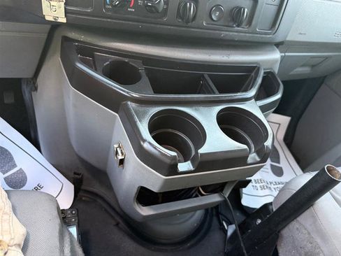 Used 2014 Ford E-150 and Econoline 150 w/ Power Group image 32