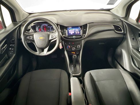 Used 2021 Chevrolet Trax LS w/ Tint and Cruise Package image 29