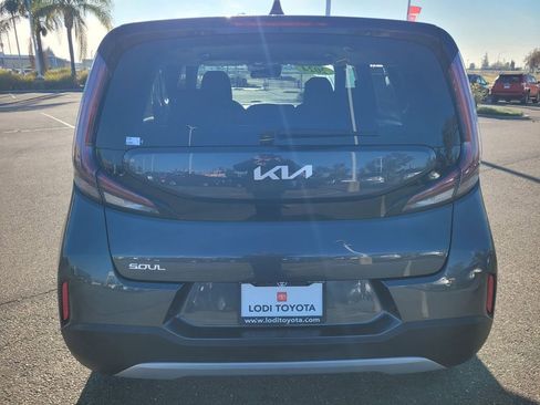 Used 2024 Kia Soul LX w/ Option Group 015 image 5