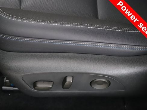 Used 2025 Chevrolet Equinox EV LT w/ Convenience Package image 18