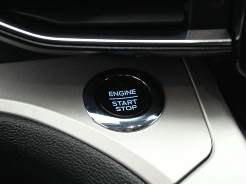 Certified 2021 Ford Explorer XLT image 13