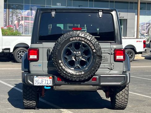 Used 2023 Jeep Wrangler Unlimited w/ 8.4" Radio Group AWD/4WD image 8