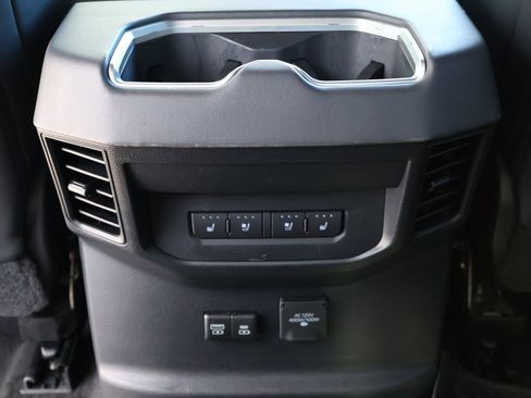 Used 2024 Toyota Tundra Platinum image 25