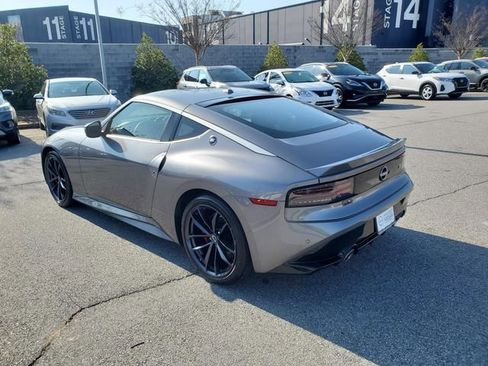 Certified 2024 Nissan Z Performance w/ Floor Mat Package image 6