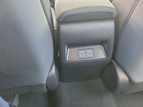 Certified 2025 Toyota Corolla LE FWD image 14