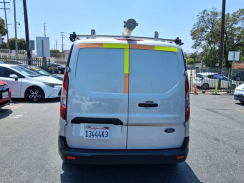 Used 2022 Ford Transit Connect XLT FWD image 5