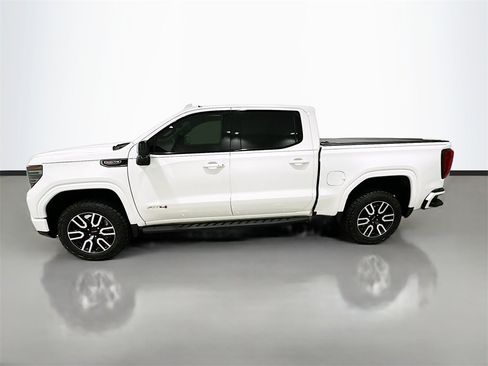 Used 2024 GMC Sierra 1500 AT4 w/ Technology Package image 4