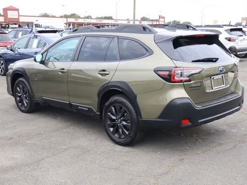 Certified 2025 Subaru Outback Onyx Edition w/ Popular Package #2 image 6