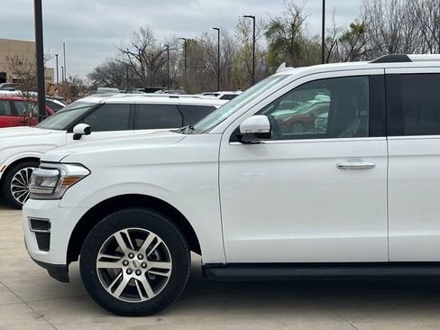 Used 2024 Ford Expedition Max Limited image 7