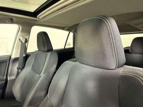 Used 2013 Toyota RAV4 XLE FWD image 12