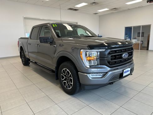 Used 2021 Ford F150 XLT w/ Equipment Group 302A High AWD/4WD image 4