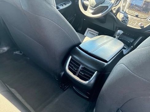 Used 2023 Chevrolet Malibu LT FWD image 22