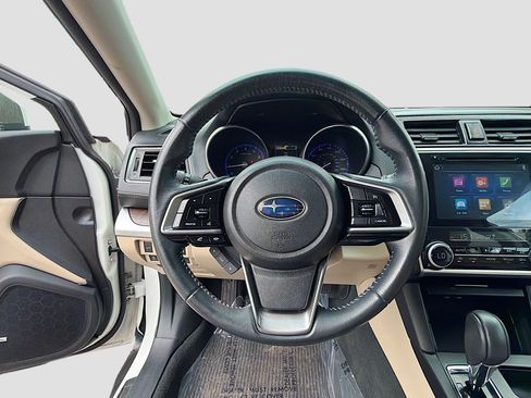 Used 2018 Subaru Outback 2.5i Limited image 36