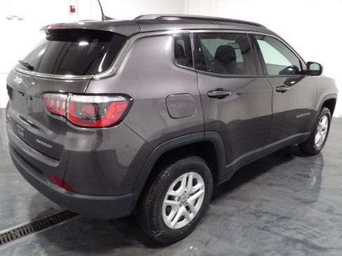 Used 2019 Jeep Compass Sport w/ Cold Weather Group image 4