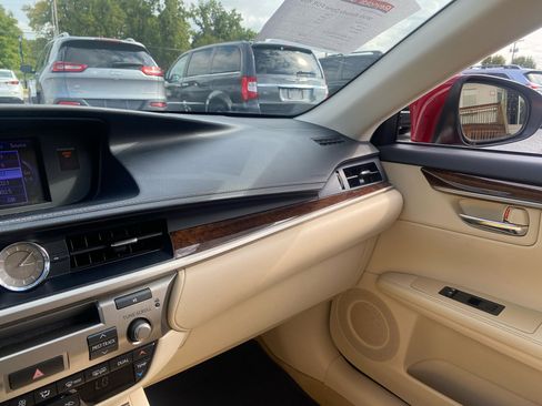 Used 2013 Lexus ES 350 image 26