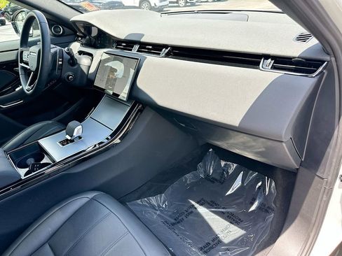 Used 2025 Land Rover Range Rover Evoque S image 28