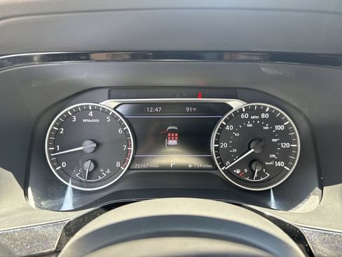 Used 2023 Nissan Pathfinder SL FWD image 20
