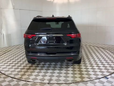 Certified 2023 Chevrolet Traverse Premier w/ Redline Edition AWD/4WD image 2