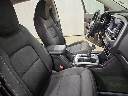 Used 2016 Chevrolet Colorado LT w/ LT Convenience Package image 13