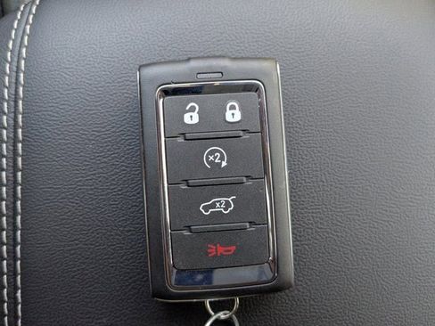 New 2026 Jeep Grand Cherokee Limited image 32