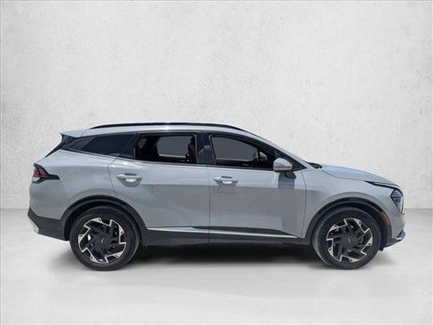 Used 2023 Kia Sportage SX AWD/4WD image 4