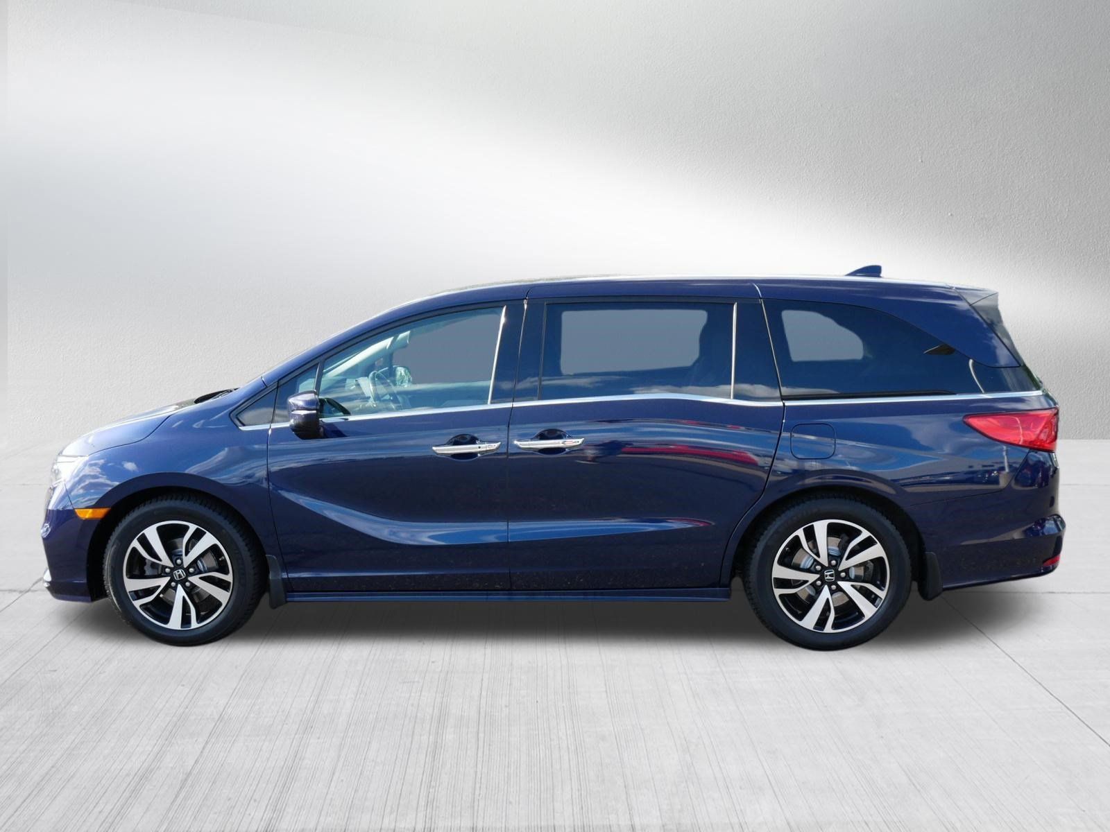 Used 2019 Honda Odyssey Elite image 4