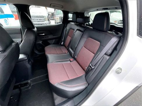 Used 2025 Nissan Kicks SR image 22