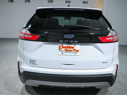 Used 2024 Ford Edge SEL w/ Convenience Package AWD/4WD image 8