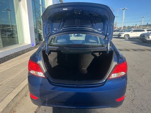 Used 2016 Hyundai Accent SE image 15