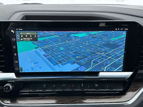 Certified 2025 GMC Sierra 2500 SLE w/ SLE Convenience Package image 28