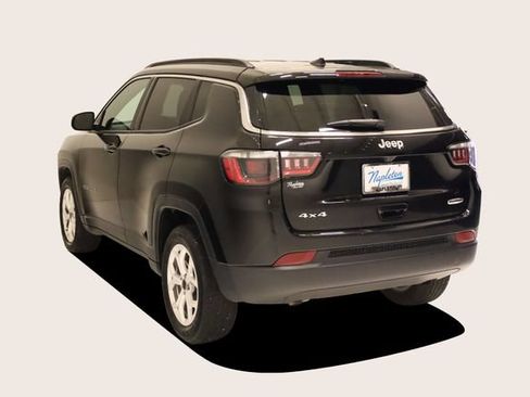 Used 2025 Jeep Compass Latitude AWD/4WD image 8