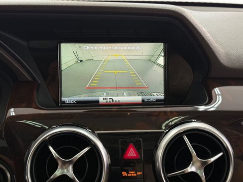 Used 2014 Mercedes-Benz GLK 350 2WD image 16