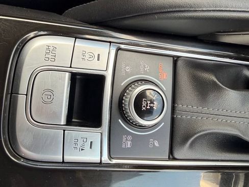Used 2020 Kia Telluride EX AWD/4WD image 19