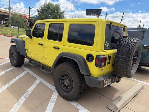 Used 2023 Jeep Wrangler Unlimited Sport AWD/4WD image 4