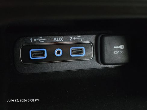 Used 2018 Jeep Grand Cherokee Altitude AWD/4WD image 27
