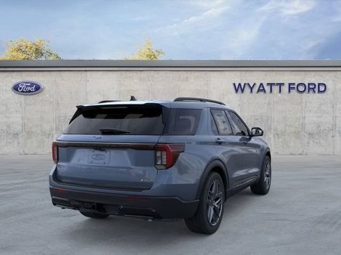 New 2026 Ford Explorer ST-Line w/ ST-Line Street Pack AWD/4WD image 9