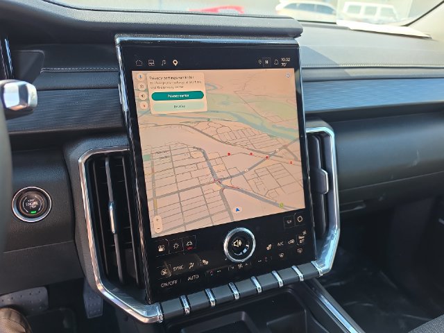 Used 2025 GMC Acadia Elevation AWD/4WD image 14