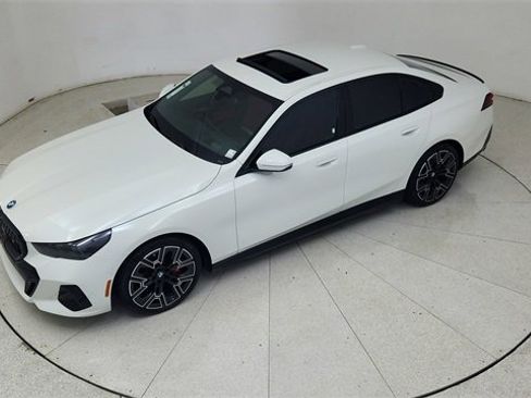 Used 2025 BMW i5 eDrive40i w/ M Sport Package image 75