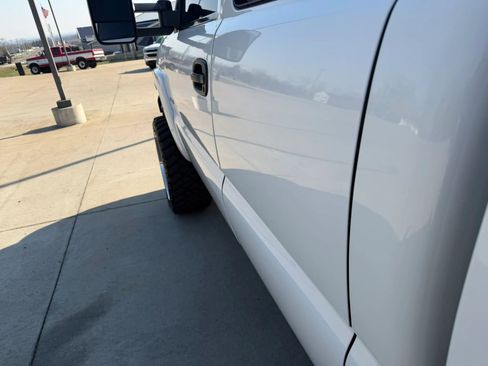 Used 2005 Chevrolet Silverado 2500 LS w/ Heavy-Duty Power Package image 65