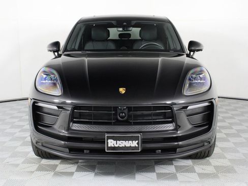 Certified 2026 Porsche Macan AWD/4WD image 10