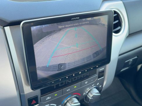 Used 2015 Toyota Tundra SR5 w/ SR5 Upgrade Package image 27