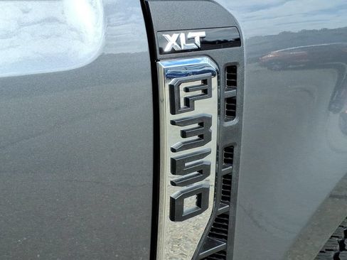New 2026 Ford F350 XLT w/ FX4 Off-Road Package AWD/4WD image 13