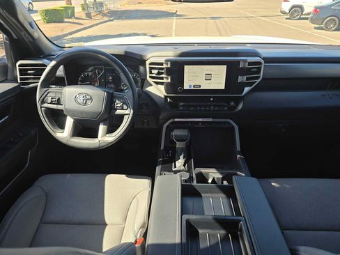 Used 2025 Toyota Tundra SR5 w/ SR5 Premium Package AWD/4WD image 19