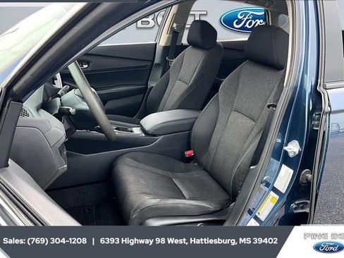 Used 2023 Honda Accord EX image 18