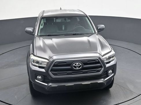 Used 2016 Toyota Tacoma SR5 w/ SR5 Appearance Package (SN) AWD/4WD image 27