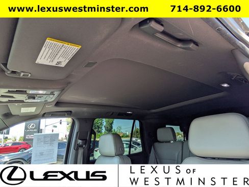 Used 2021 GMC Yukon SLT w/ SLT Luxury Plus Package image 21