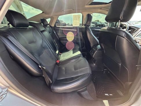 Used 2020 Ford Fusion Titanium image 10