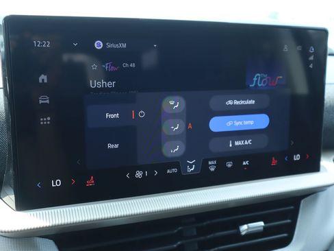 New 2026 Ford Explorer Active RWD image 7