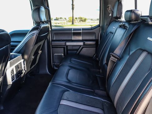 Used 2019 Ford F150 Platinum w/ Equipment Group 701A Luxury image 18